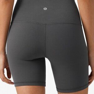 Lululemon Align 6’ Short Size 6 in Graphite